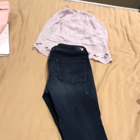 American eagle stretch/ distressed jeans - Picture 3 of 3
